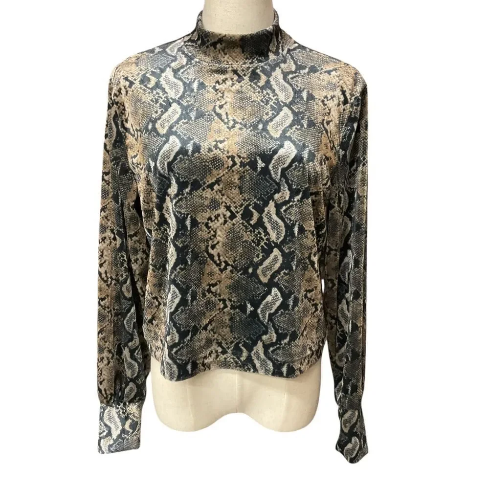 Carmen‎ Marc Valvo Snake Print Long Sleeve Top Size S Mock Neck Cropped - Picture 2 of 12